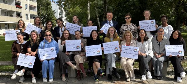 IN VIA Bayern IFA Gruppenfoto bei Bunt und Laut klein